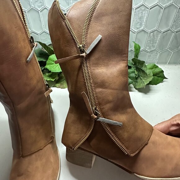 Brown Leather Knee-High Boots With Dual Zipper Closure & Block Heel - Picture 9 of 13